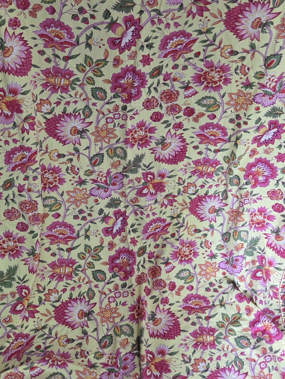 April Cornell Table Cloth - Picture 3 of 6